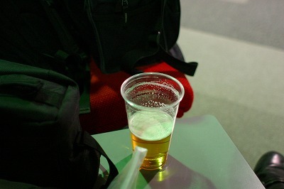 空港でビール