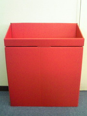 単なる赤い箱