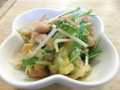 白菜と水菜のツナキムチ。