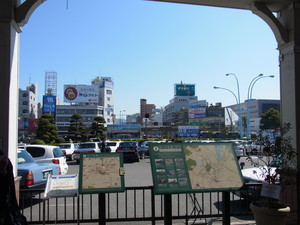 駅前風景
